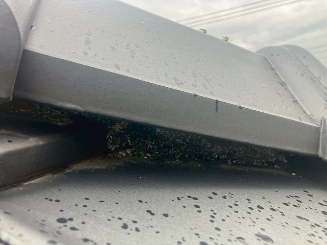 漆喰の劣化を確認